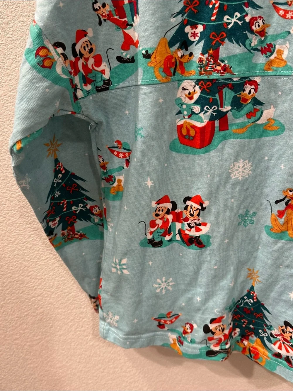 Disney Kids' Light Blue Holiday Santa Mickey & Friends Spirit Jersey